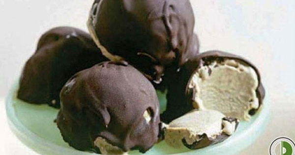 Caffe Choco Cardamom Bombs